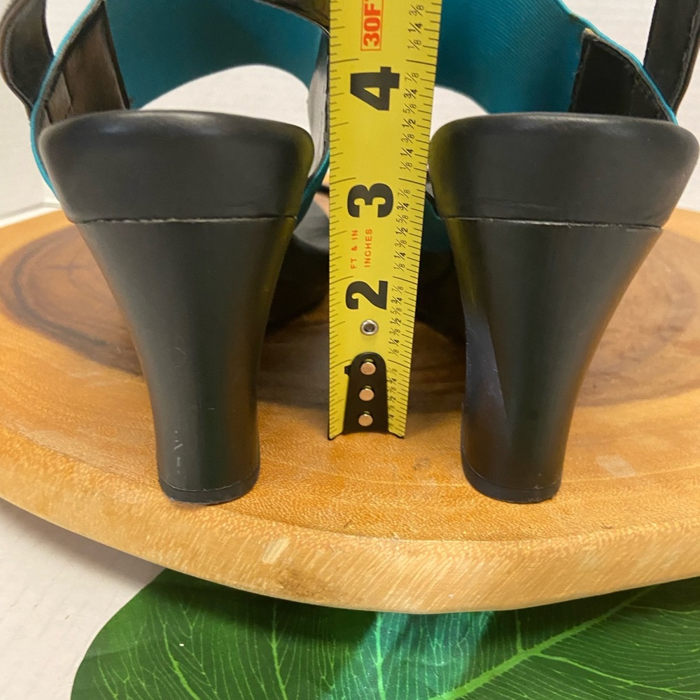 The FLEXX Colorblock Heels - Picture 10 of 12